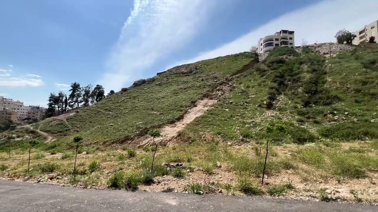 أراضي في منطقة الكرسي 2024