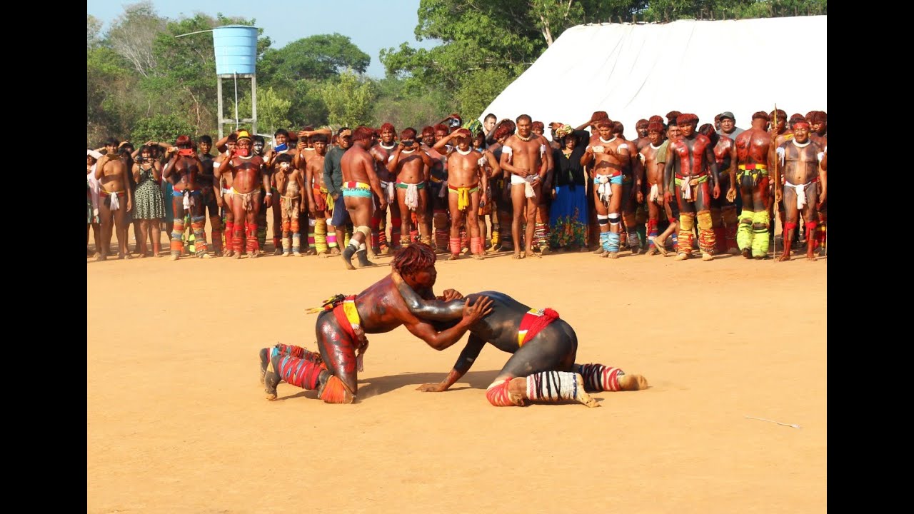 Aldeia Mehinako encerra festa do Kuarup no Alto Xing&uacute; em Ga&uacute;cha do Norte