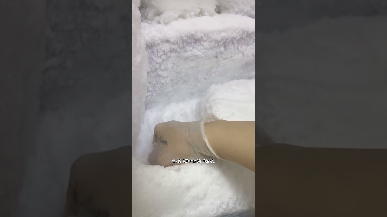 Ice scraping deep freezer asmr & fridge ice mukbang #gefrierfrost