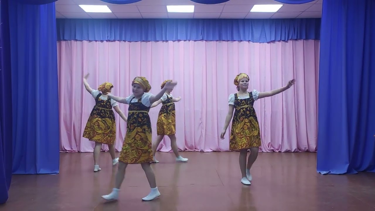 Танцевальный коллектив 