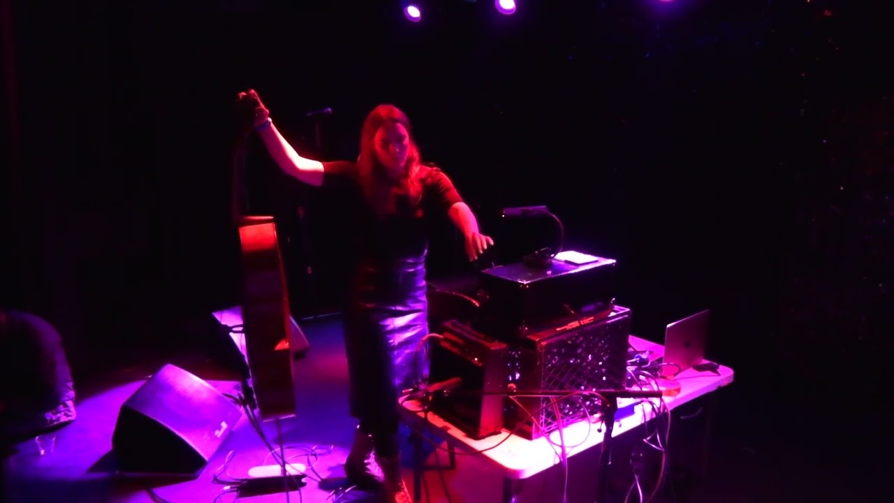 Ende Tymes 14 :: Leila Bordreuil