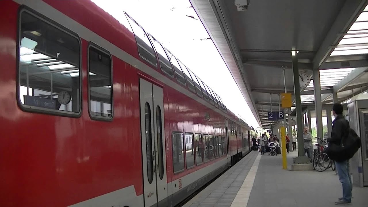 Ein & Ausfahrt des RE 1 (HanseExpress) nach Rostock Hbf