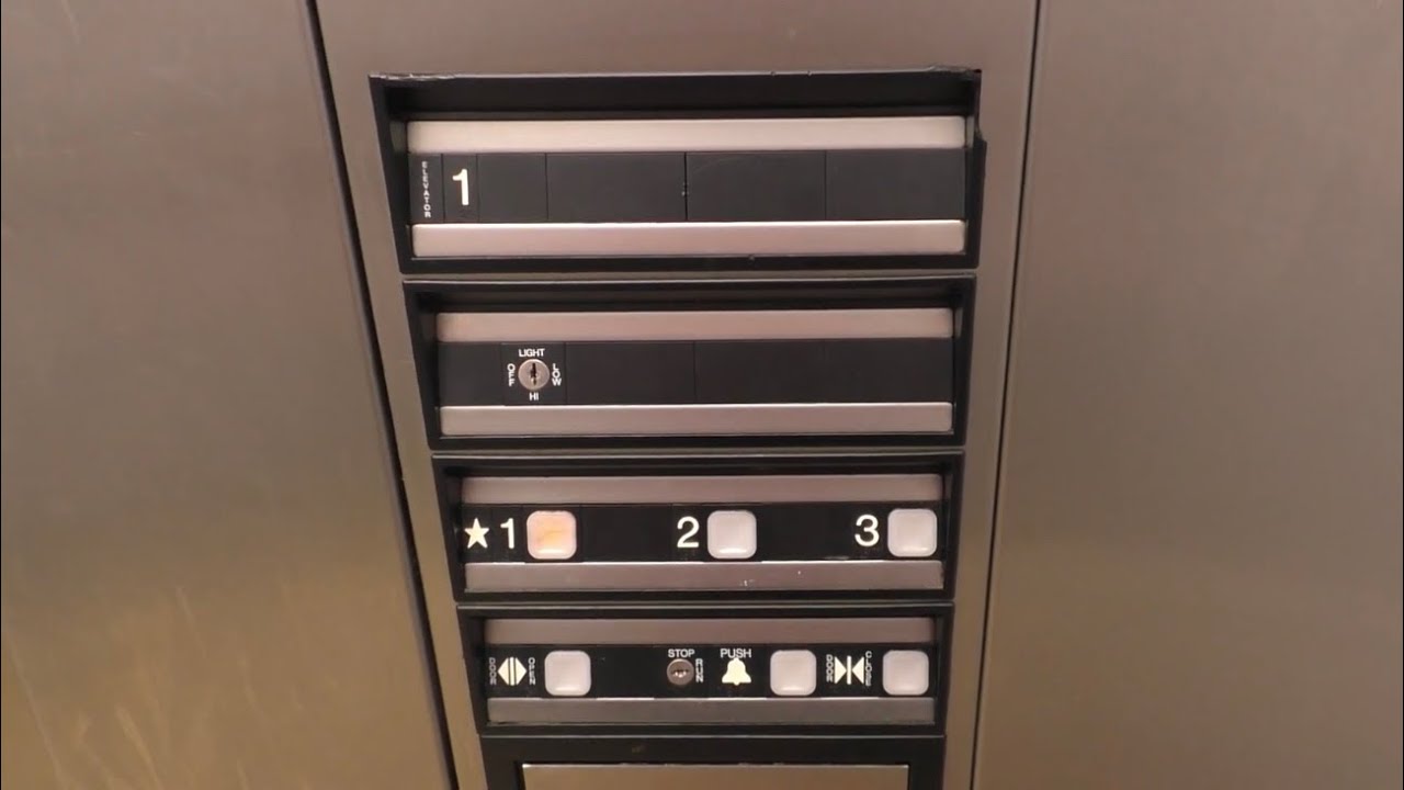 Dover Impulse Hydraulic Elevator at Baymont Inn in Anderson, IN