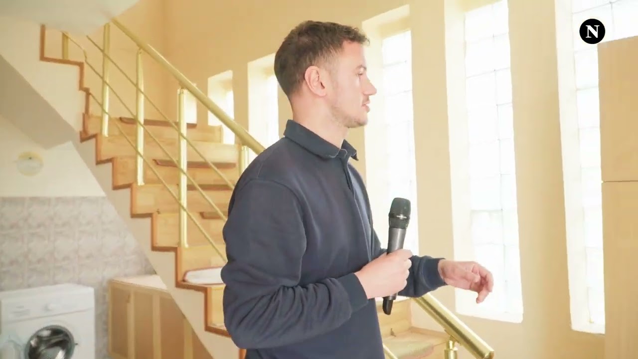 U detyrua të jetojë me qera e ta lëshonte shtëpinë nga fajdexhinjtë