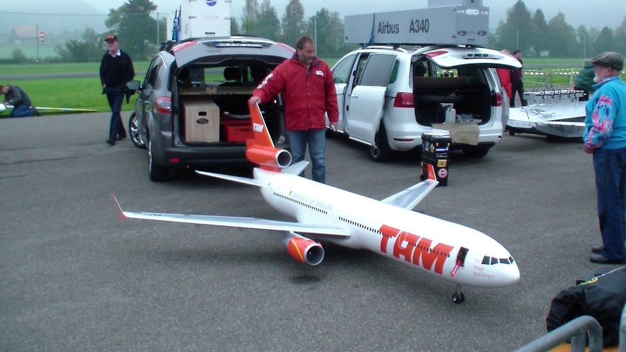 ORGULHO DE SER BRASILEIRA MD-11 TAM AND SWISS TURBINE RC AIRLINER