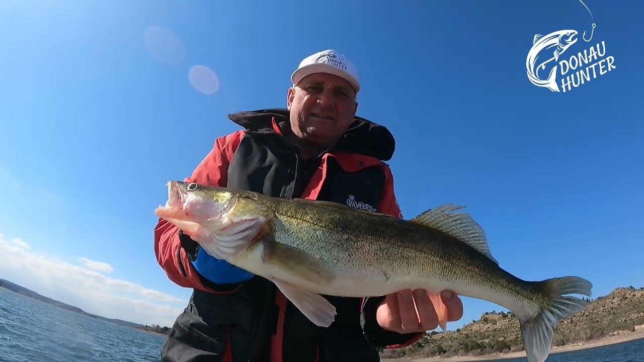 DONAU - HUNTER Rio Ebro Feb 2023 Spanien Zander zupfen