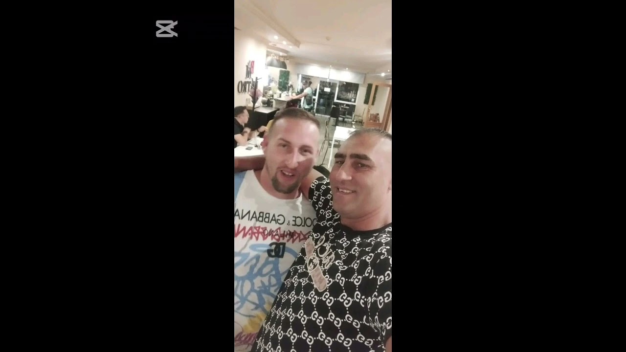 Zenész Laky Brendon. Ernönek Név napjára Sok szeretettel  küldi A drága anyukája Erika és Zoli ‼️🥰❤️