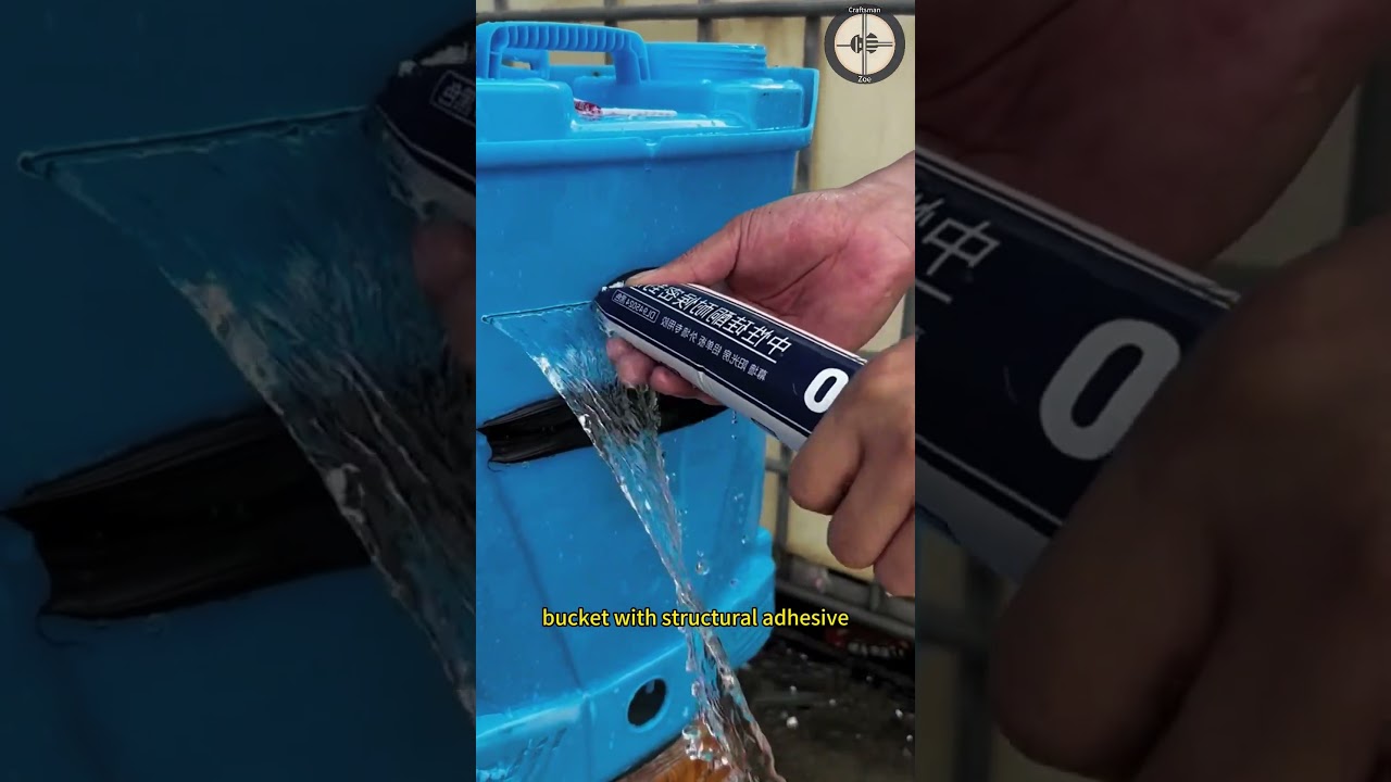 Seal the leaking broken plastic bucket with structural adhesive
