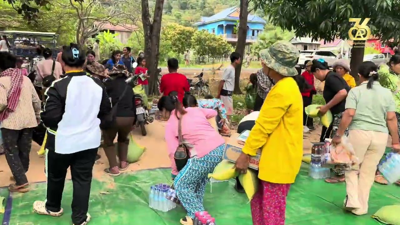ចែកអំណោយប្រជាពលរដ្ឋភៀសសឹក