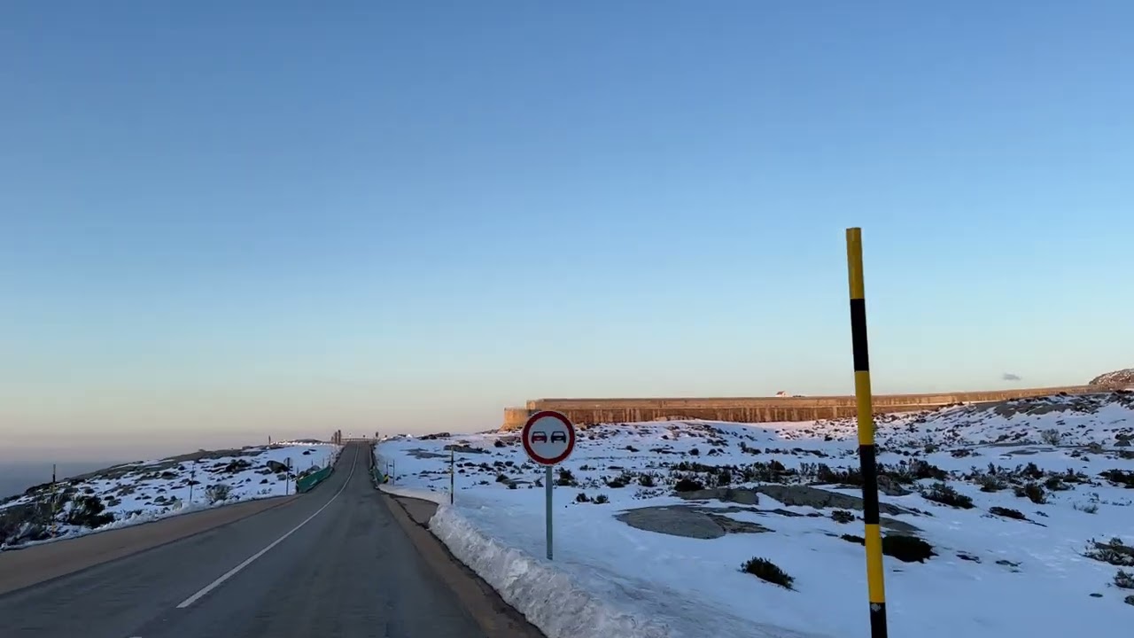 Serra da Estrela com neve inverno 2026