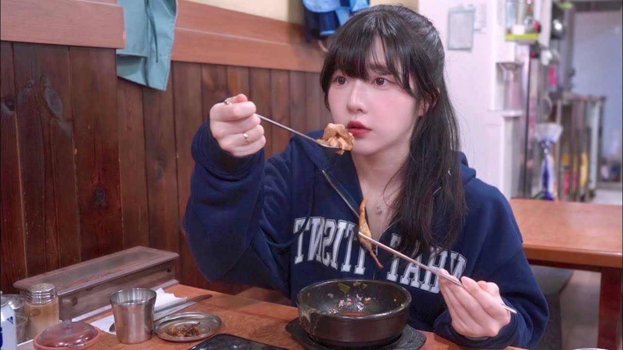 어느새 하루 3끼 국밥 가능해진 아내…