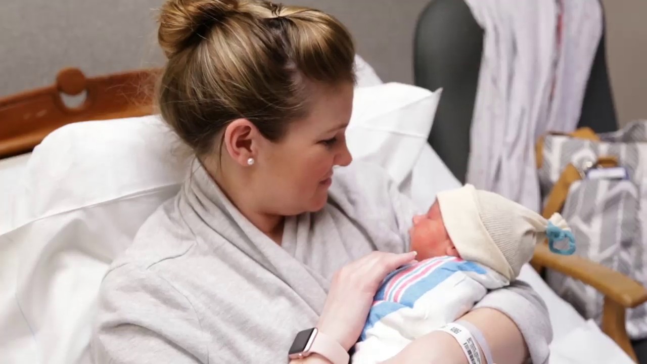 The Benefits of Rooming In for Newborns