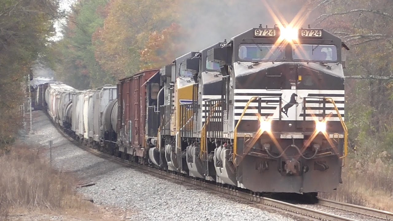 [4E] Railfanning Norfolk Southern's Hub in Central Georgia, Macon GA, 12/03/2016 ©mbmars01
