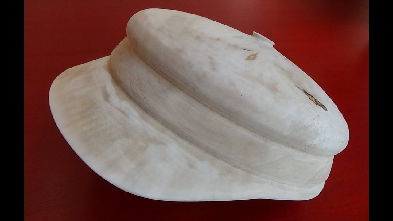 Tournage d'une casquette de marin
