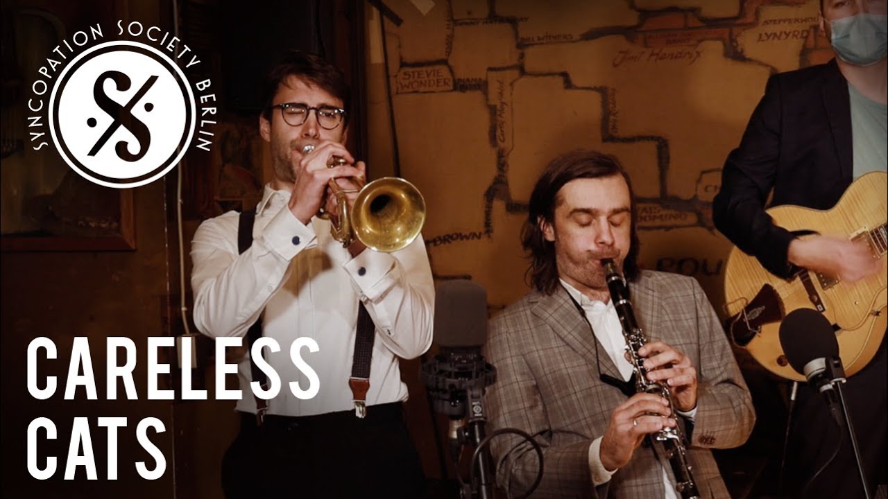 Careless Cats – 