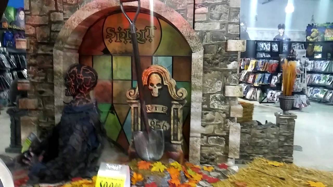 Spirit Halloween 2016 Third Trip