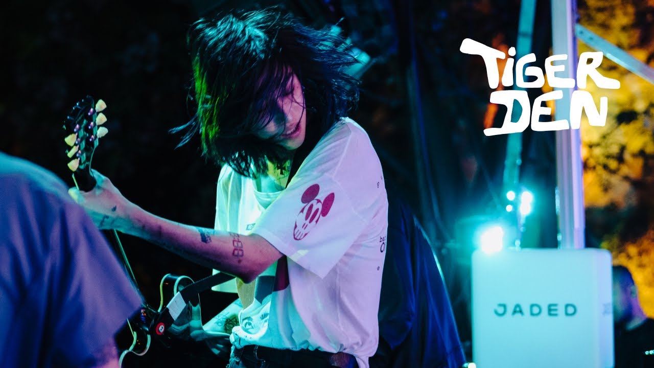 LØREN - 'Panic' LIVE at Tiger Den SXSW