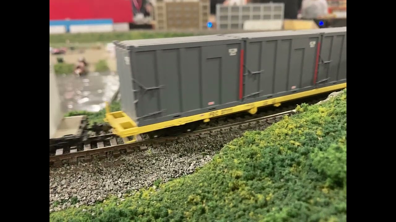 VTR 432 hauling trash train out of yard at the big  E train show 