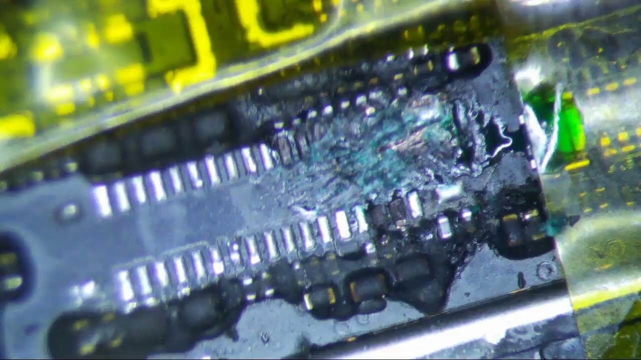 iPhone X LCD Connector Repair with missing Pads