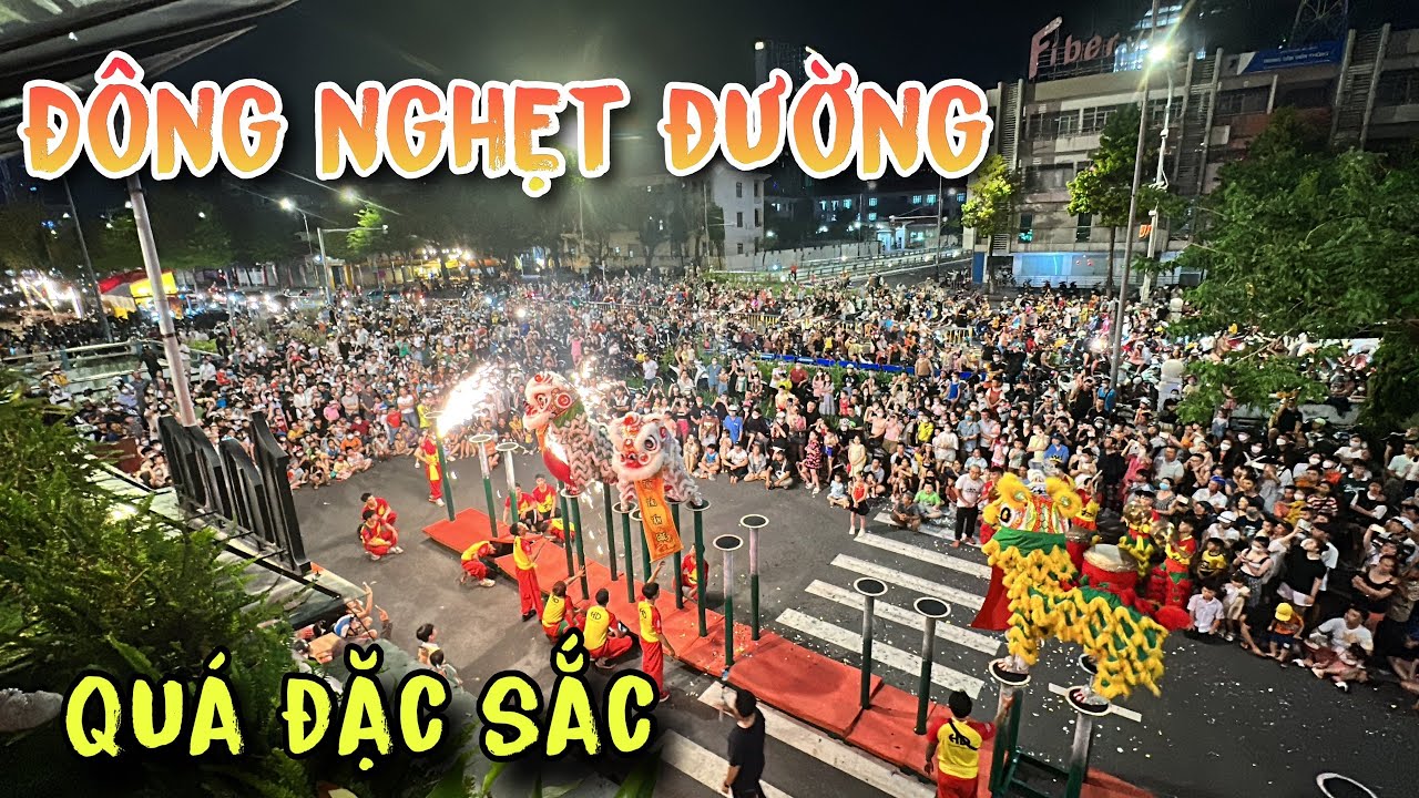 Mùa Trung Thu Người Dân Đà Nẵng Đứng Nghẹt Đường Coi Múa Lân | Tài Bảo Đường - Vân Long Đường