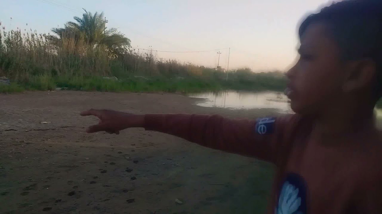 صيد الاسماك في البزل 😘😘😘ولاتنسا الاك والاشتراك في القنا