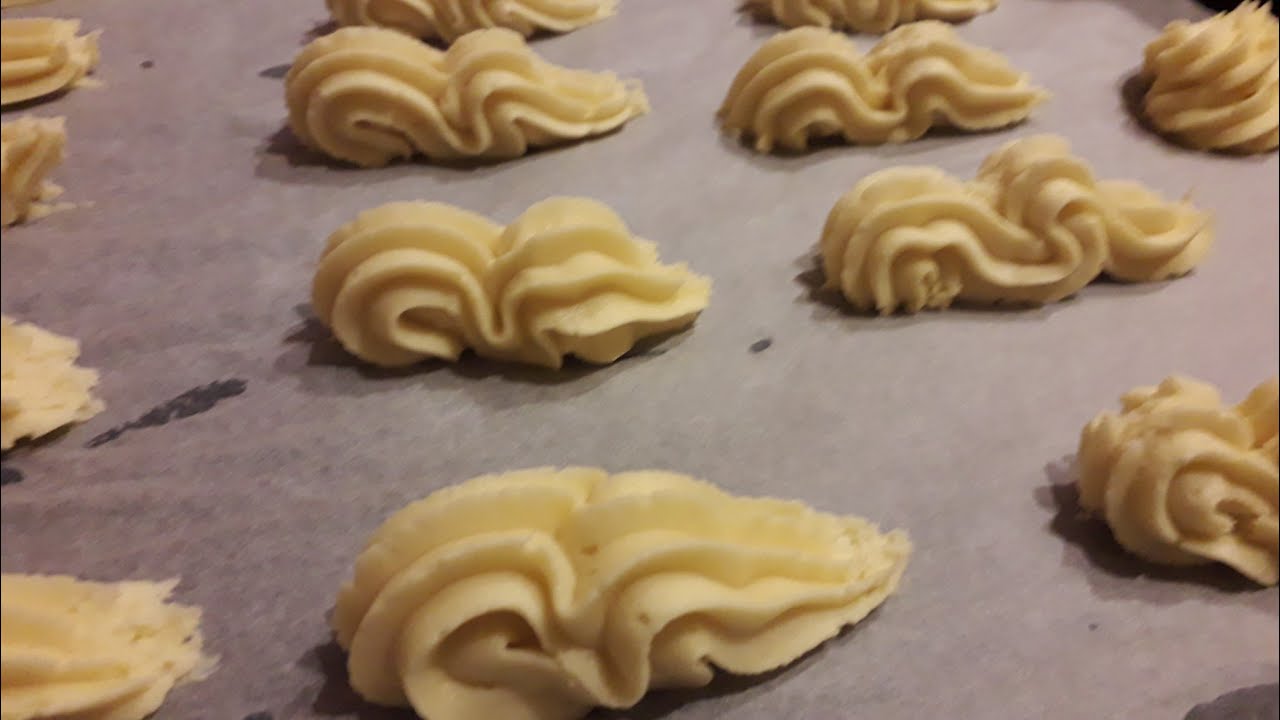 BISCOTTI AL BURRO MONTATI