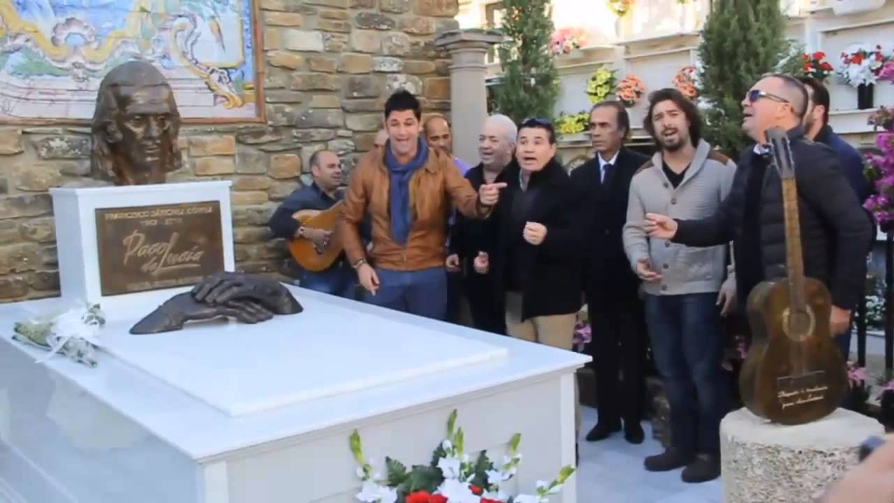 Mausoleo de Paco de Lucía en el cementerio de Algeciras