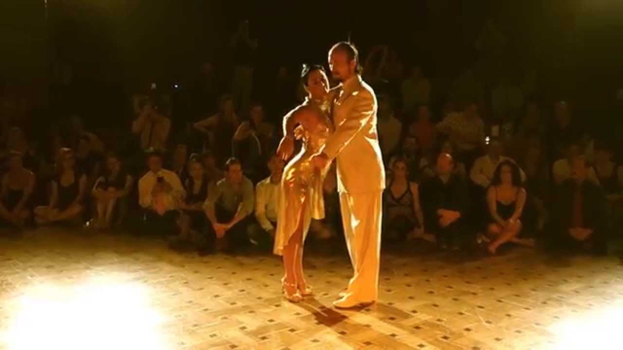 Tango: Erna Dolcet y Santiago Giachello, 11/4/2014, Brussels Tango Fesitval 1/3