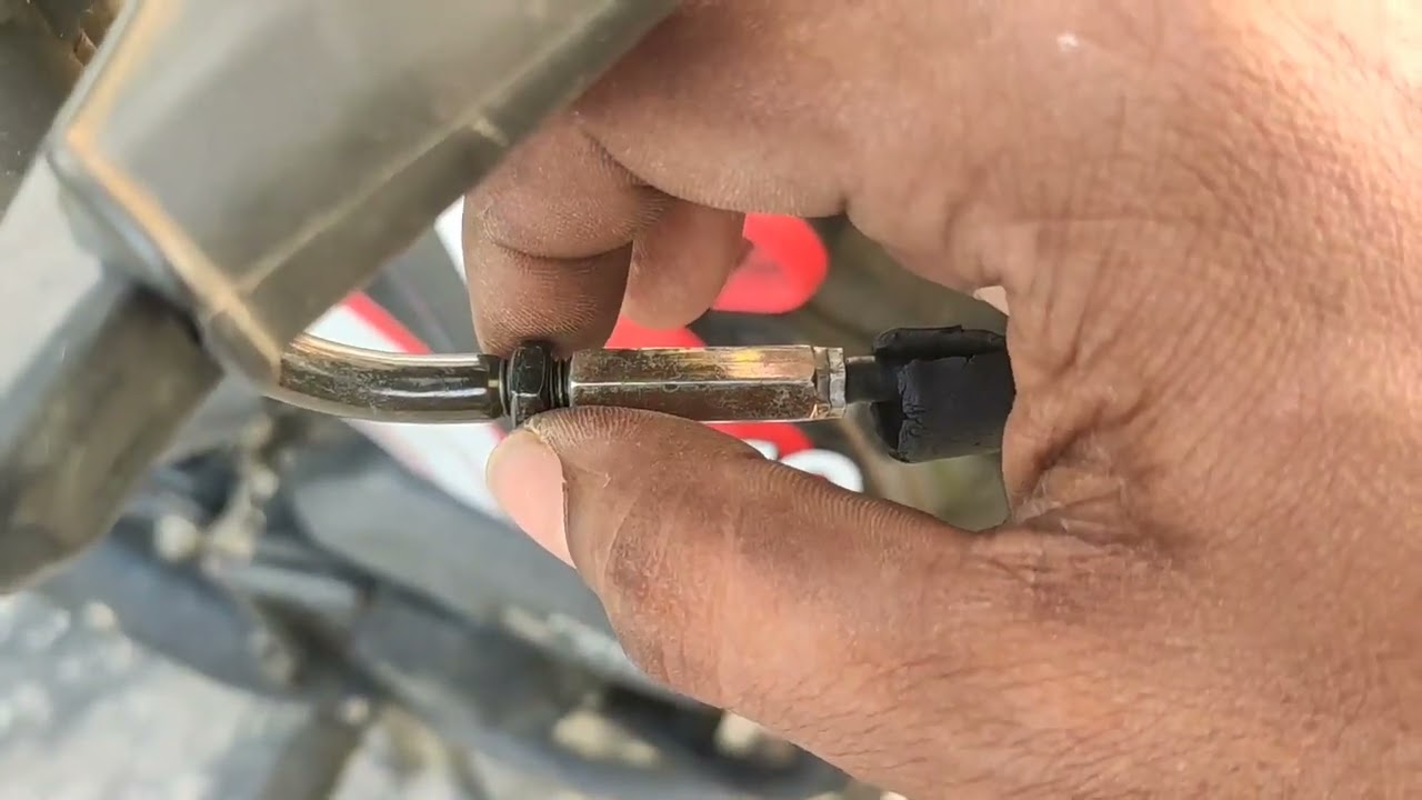 hf deluxe accelerator cable adjustment / racing wire adjustment in bike / tight or loose