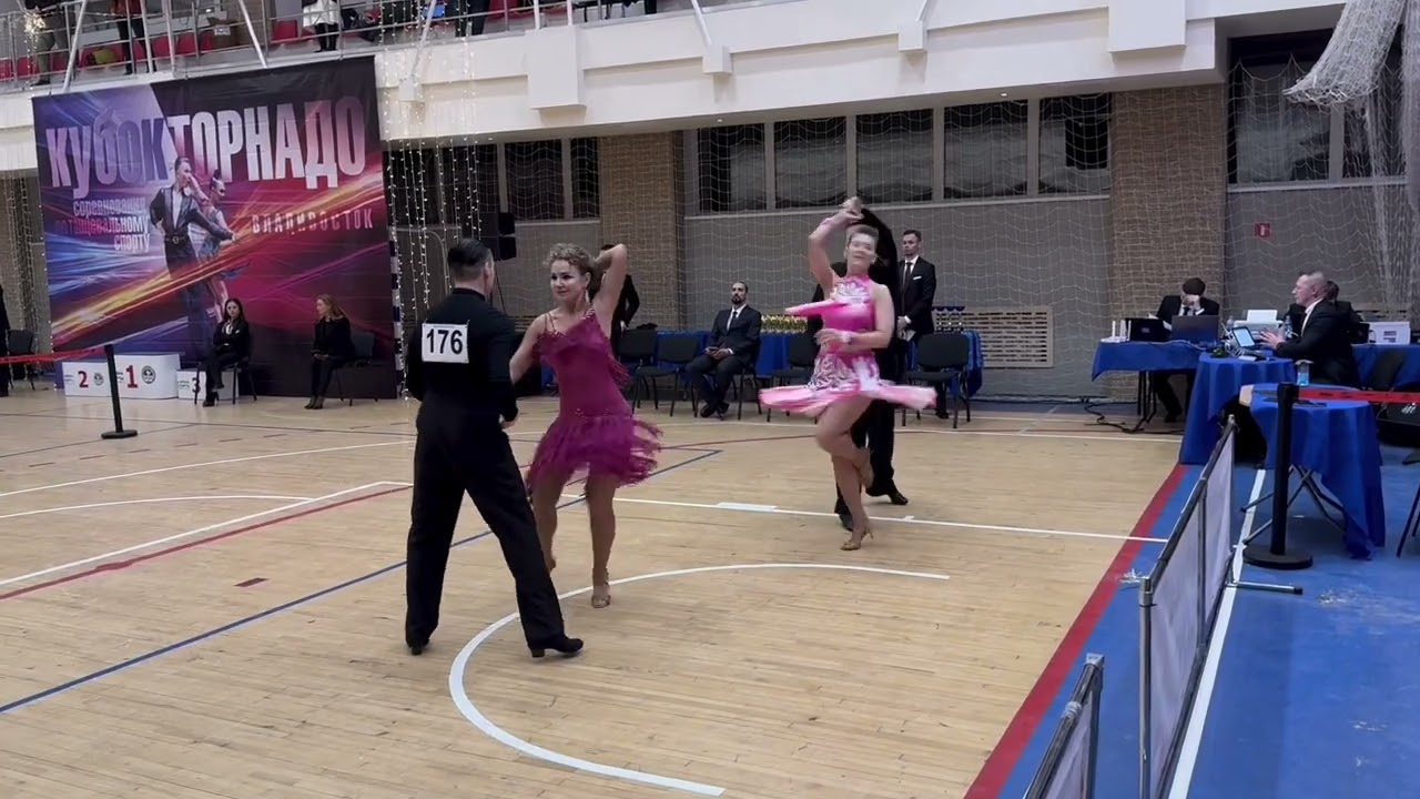 Талантливый Jar-Jar Binks & Princess Leia & Зимний кубок Торадо #balroomdance 