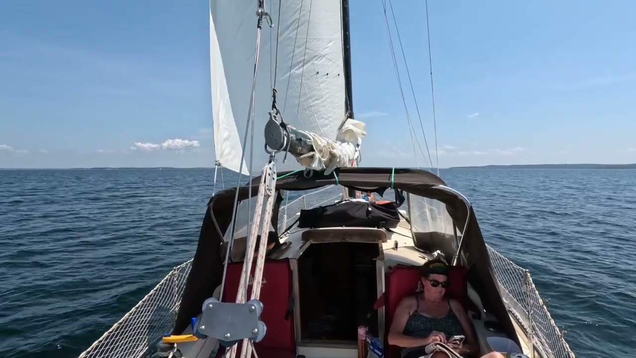 Sailing back to the slip from Giant’s Tomb.