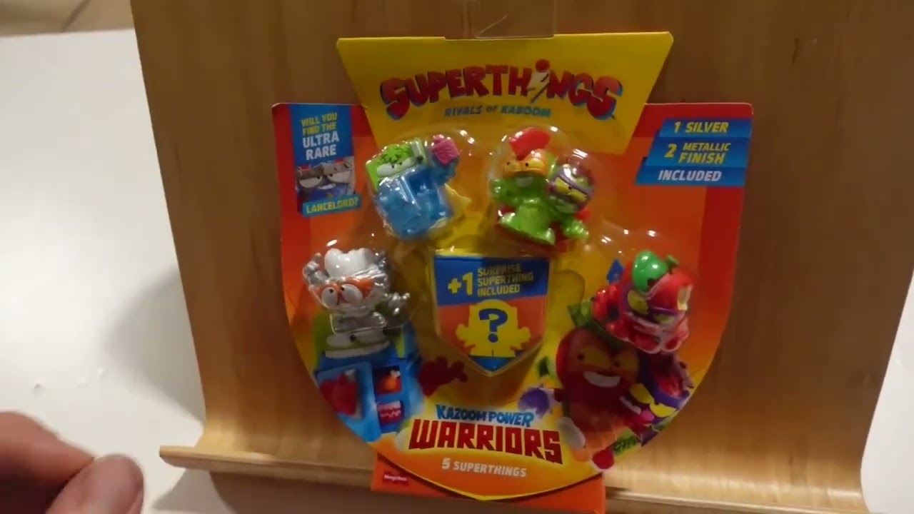 Nuestro primeros Superthings Kazoom Power Warriors