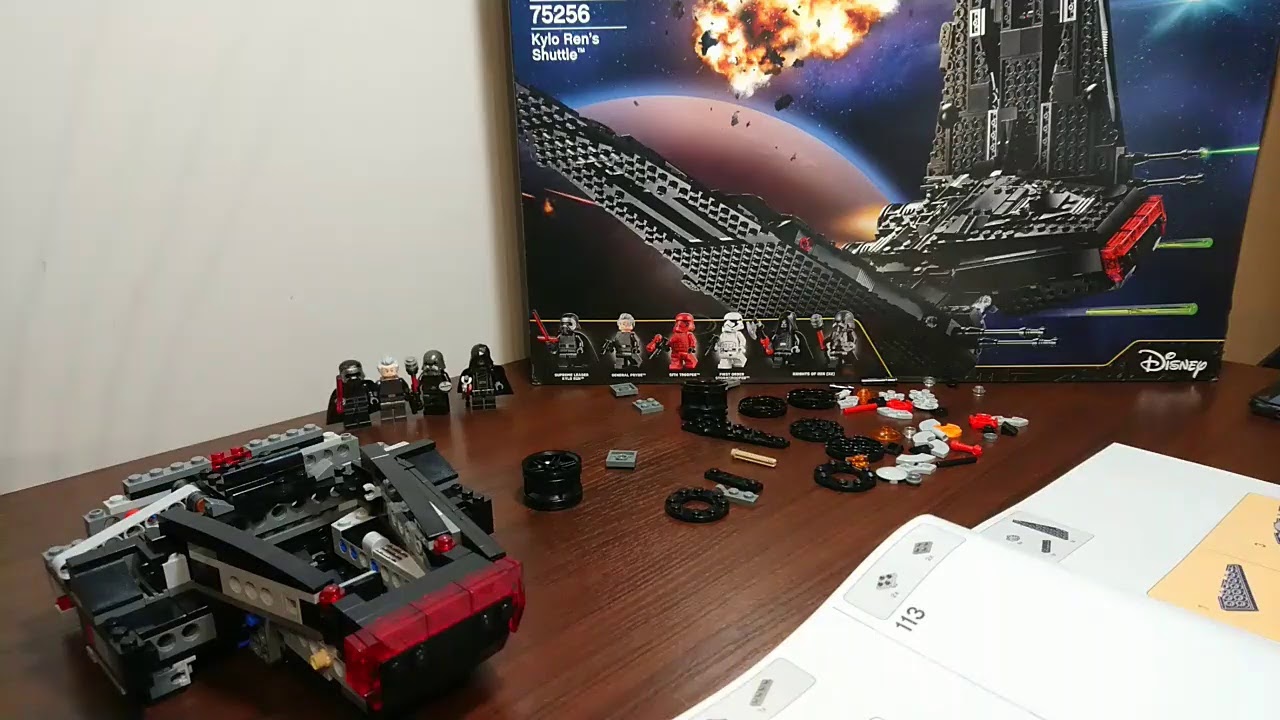 Budujemy zestaw lego Star Wars 75256 Wahadłowiec Kylo Rena na live.