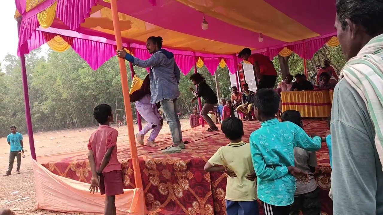 st chota arjun,mr,kisun babu gts,supar krishna mr akash dumoria,(battel) dance at dhangari