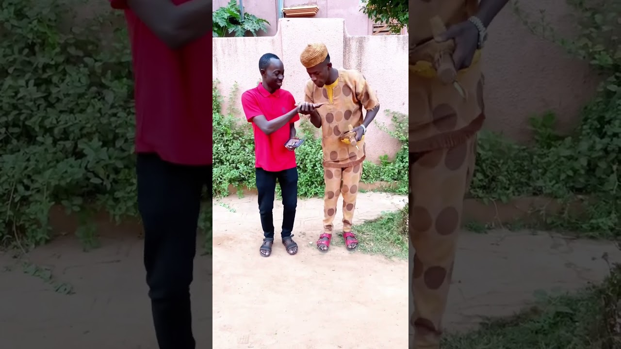 Bouramani com&eacute;die danse