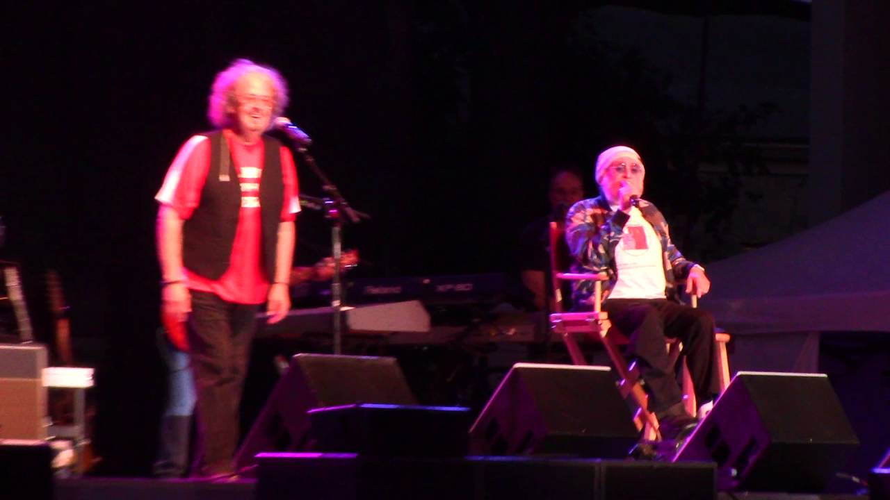 The Turtles (LIVE)--It Ain't Me Babe--2016 Indiana State Fair