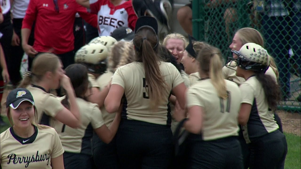 Perrysburg's Hannah Hoverman Walk-Off Home Run
