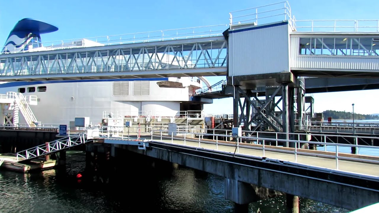 BC Ferries Spirit of Vancouver Island Unloading at Swartz Bay