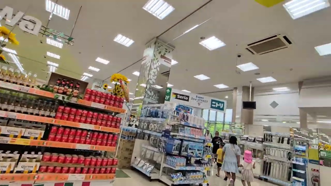 スーパー三和 八王子みなみ野店　エレベーター