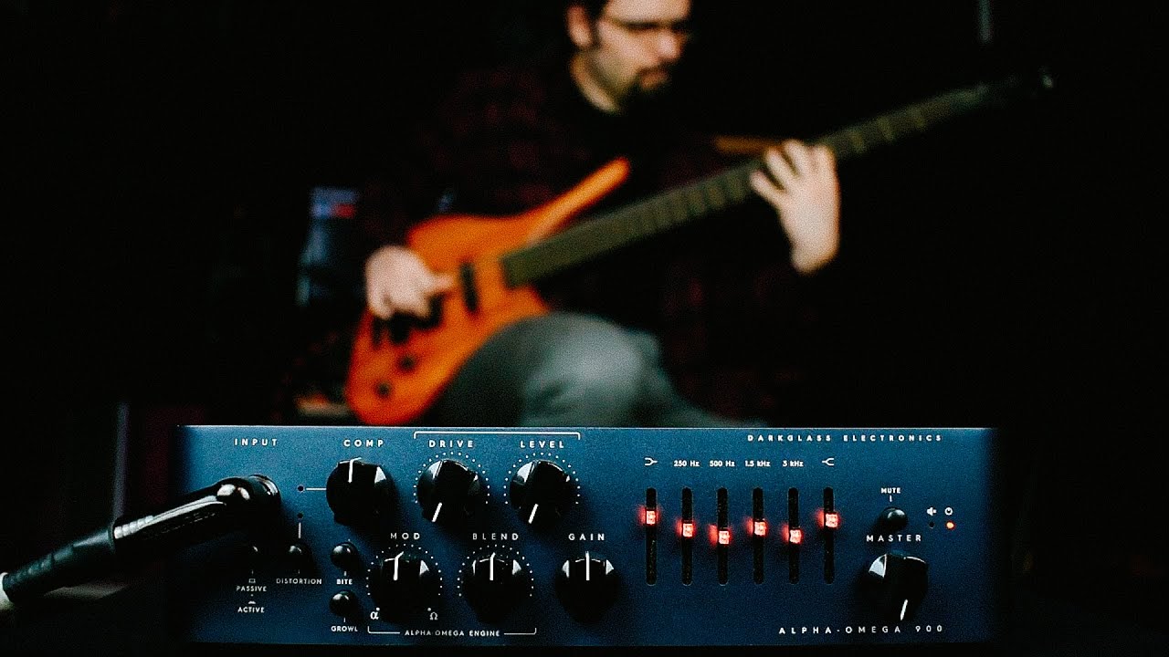 Alpha &middot; Omega 900 Guide by Chris Kollias