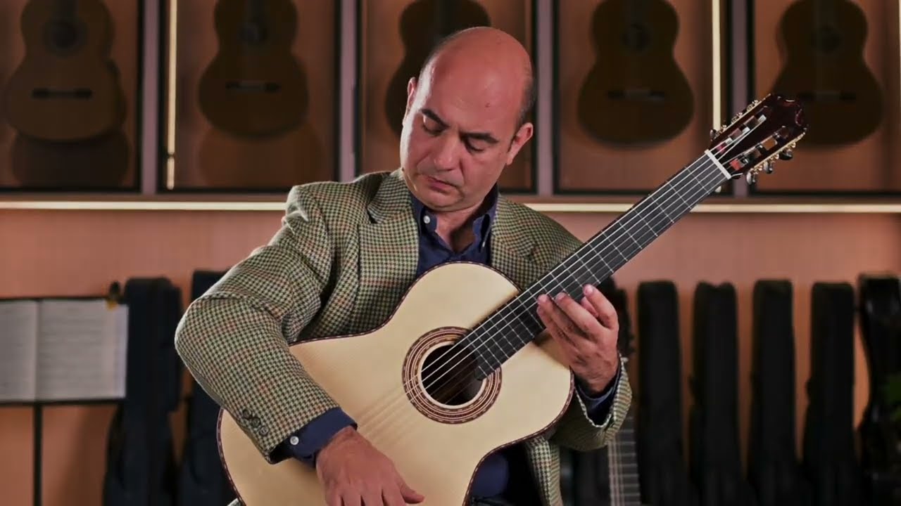 Nemanja Bogunovic plays Valse Amoroso on a Saers A90S