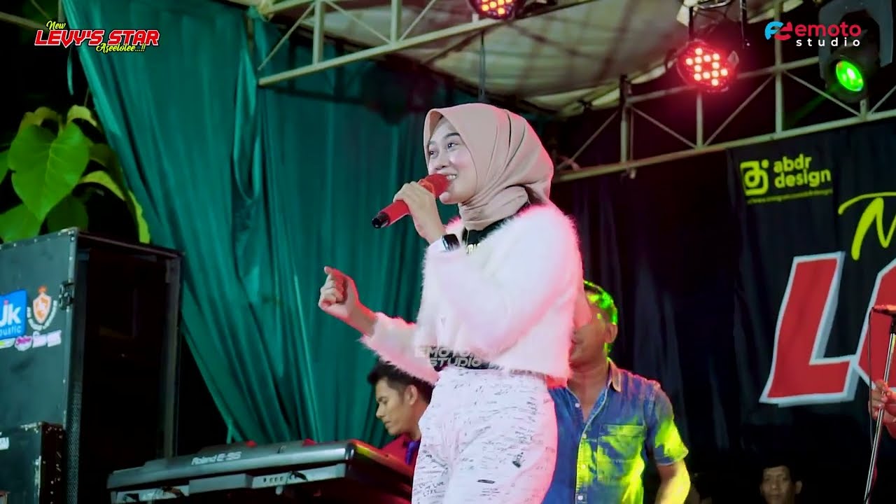 PANAS KEPANASAN   RIZA PALUPI - NEW LEVY'S STAR - WEDDING EKA & LUKMAN - SUKODONO JEPARA