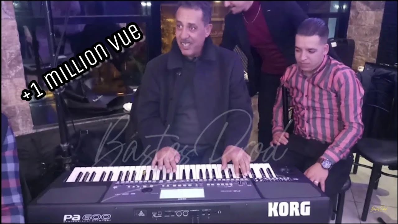 مصطفى بلا حدود يبهر الحضور بعزفه مقطوعات وهرانية على السانتي