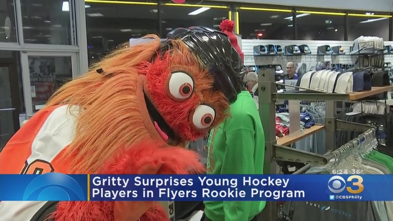 Gritty Surprises Children In Flyers' Learn To Play Rookie Program