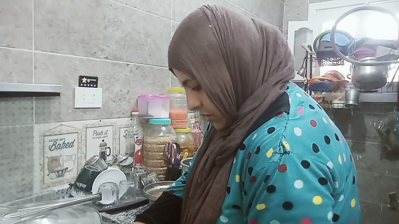 السلام عليكم ورحمه الله وبركاته ازيك يا كل اخواتي ربن🤲❤👌😂👍كم الصحه بتاعنا شوف طريقه المحشي مع ام
