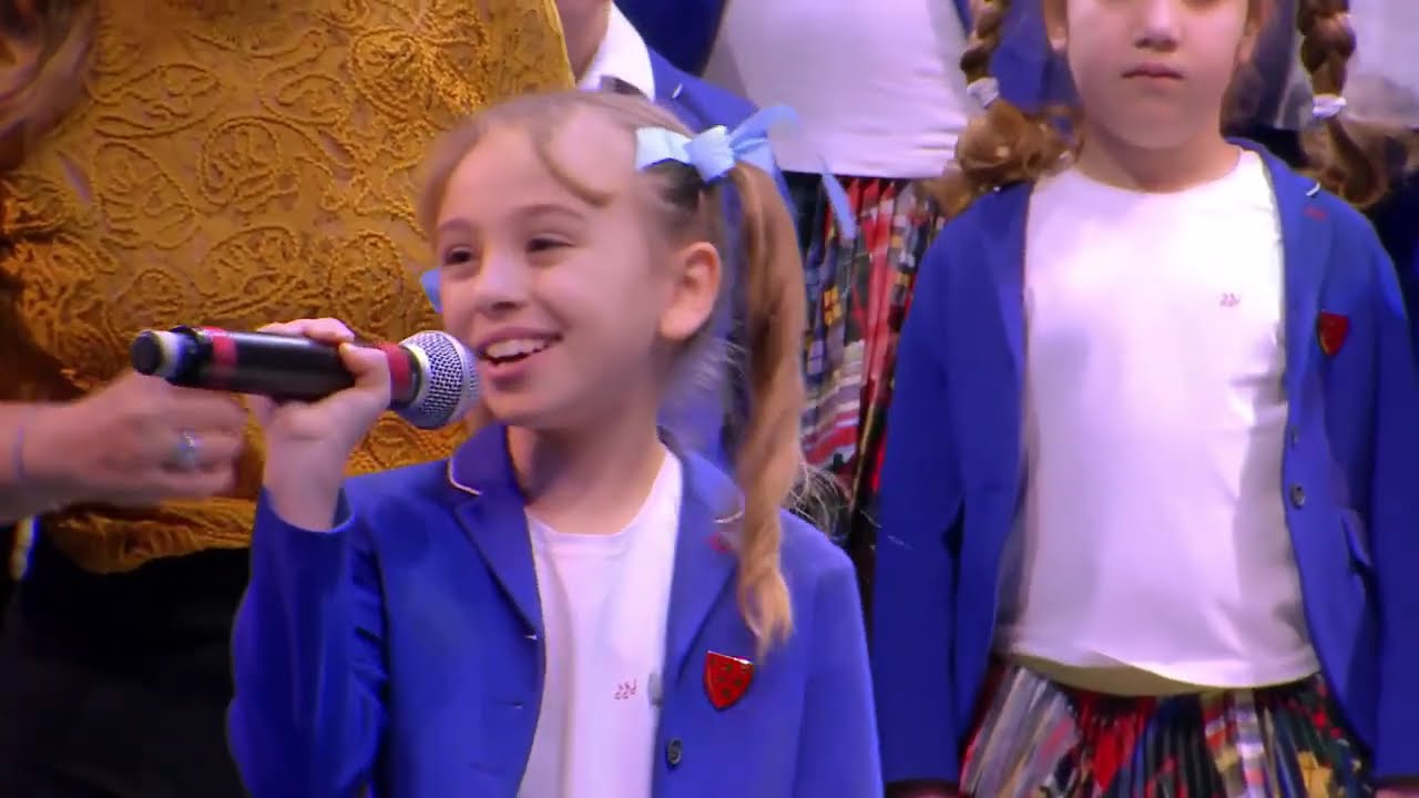 Angelalla ama la sua libertà - Piccolo Coro Dell’Antoniano - Beatrice e Valentina