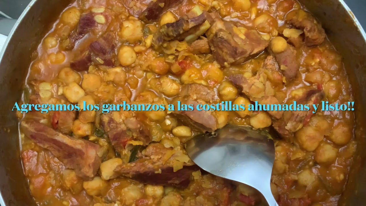 COCIDO DE GARBANZOS CON COSTILLA DE CERDO AHUMADA