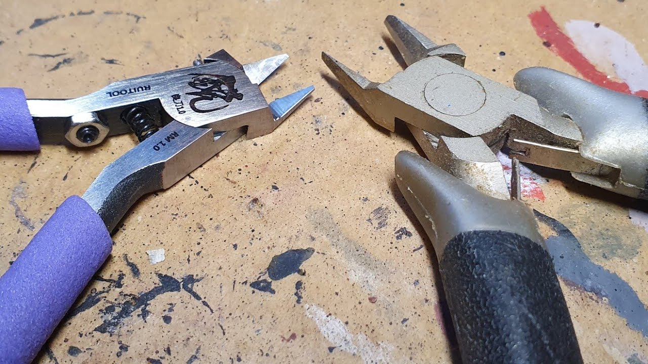 Sprue cutter versus Godhand Nippers