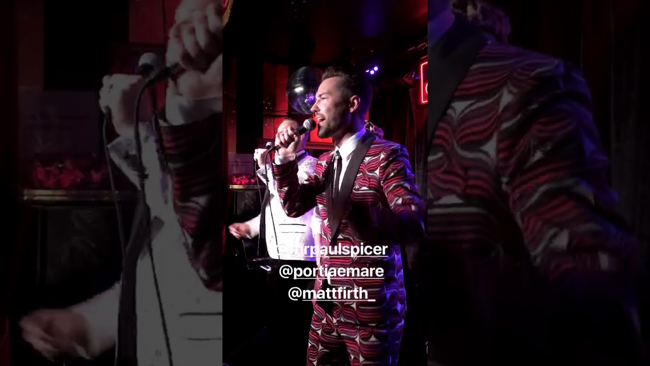 Hollywood & The Kings sing Christmas In New York at Club Cumming