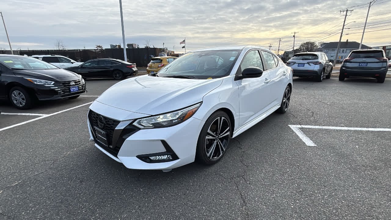 2023 Nissan Sentra SR Medford, Somerville, Lynnfield, Woburn, Boston MA